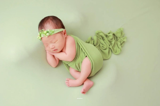 禹城宝宝趴着睡是积食吗